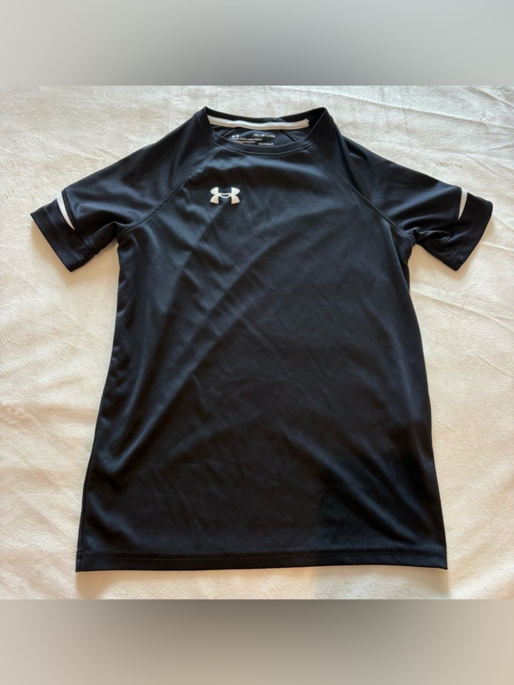 Under Armour Black Short Sleeve Athletic Tee